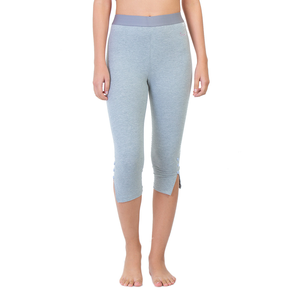 ENVIE Women Cotton Capris 3/4 Criss Cross Indoor Exercise Pants – Saanvi  Clothing Private Limited